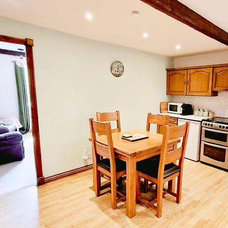 The Old Wash Kitchen - Charming Character Cottage In Holmfirth, Yorkshire Bagian luar foto