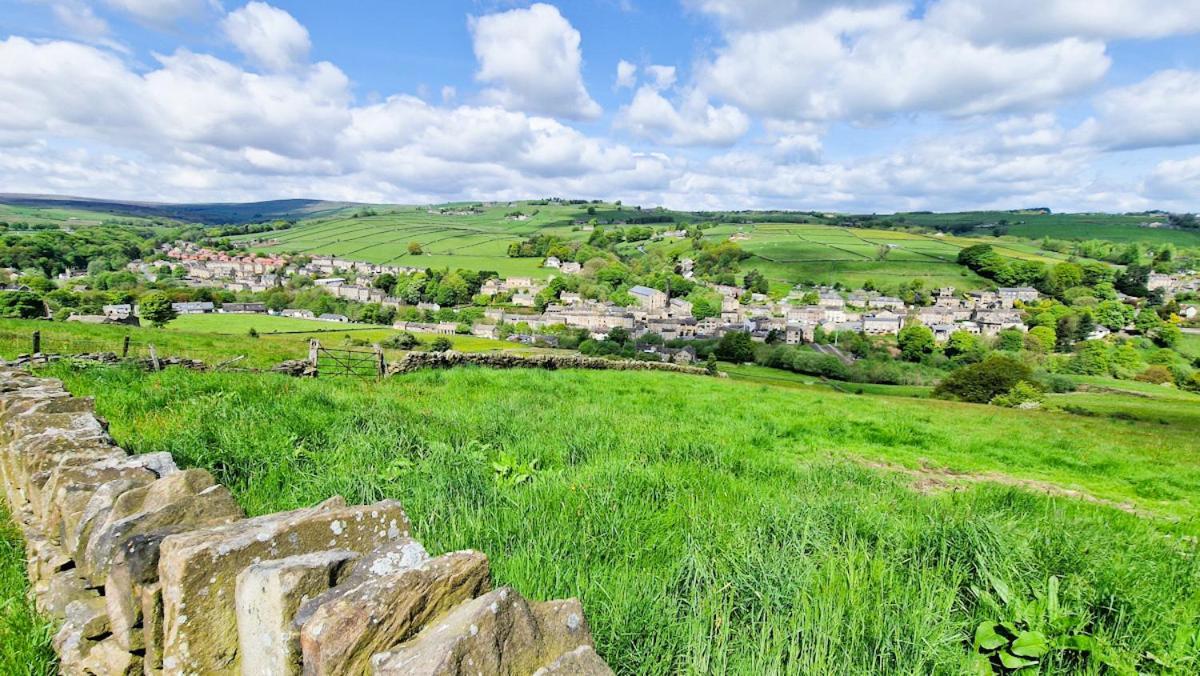 The Old Wash Kitchen - Charming Character Cottage In Holmfirth, Yorkshire Bagian luar foto