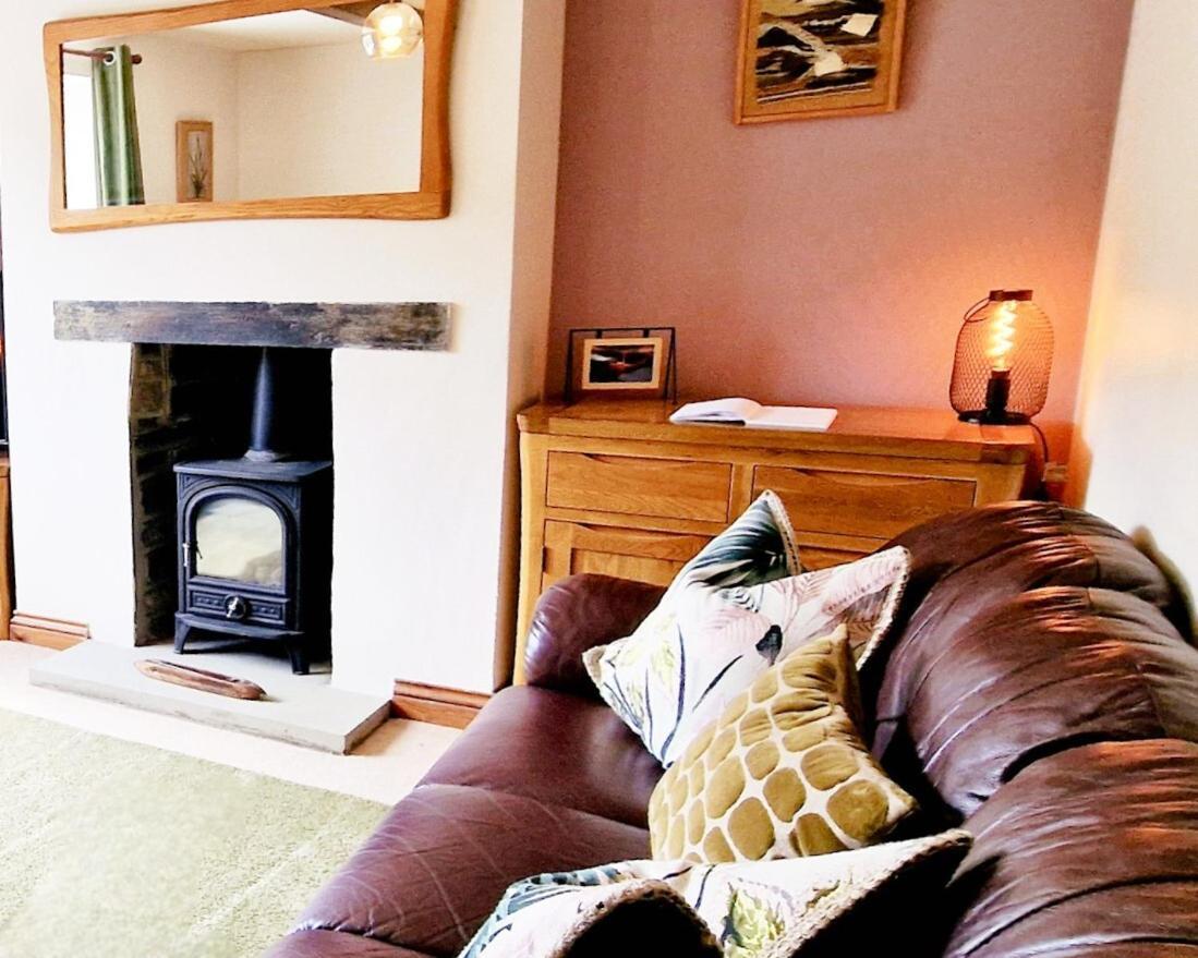 The Old Wash Kitchen - Charming Character Cottage In Holmfirth, Yorkshire Bagian luar foto
