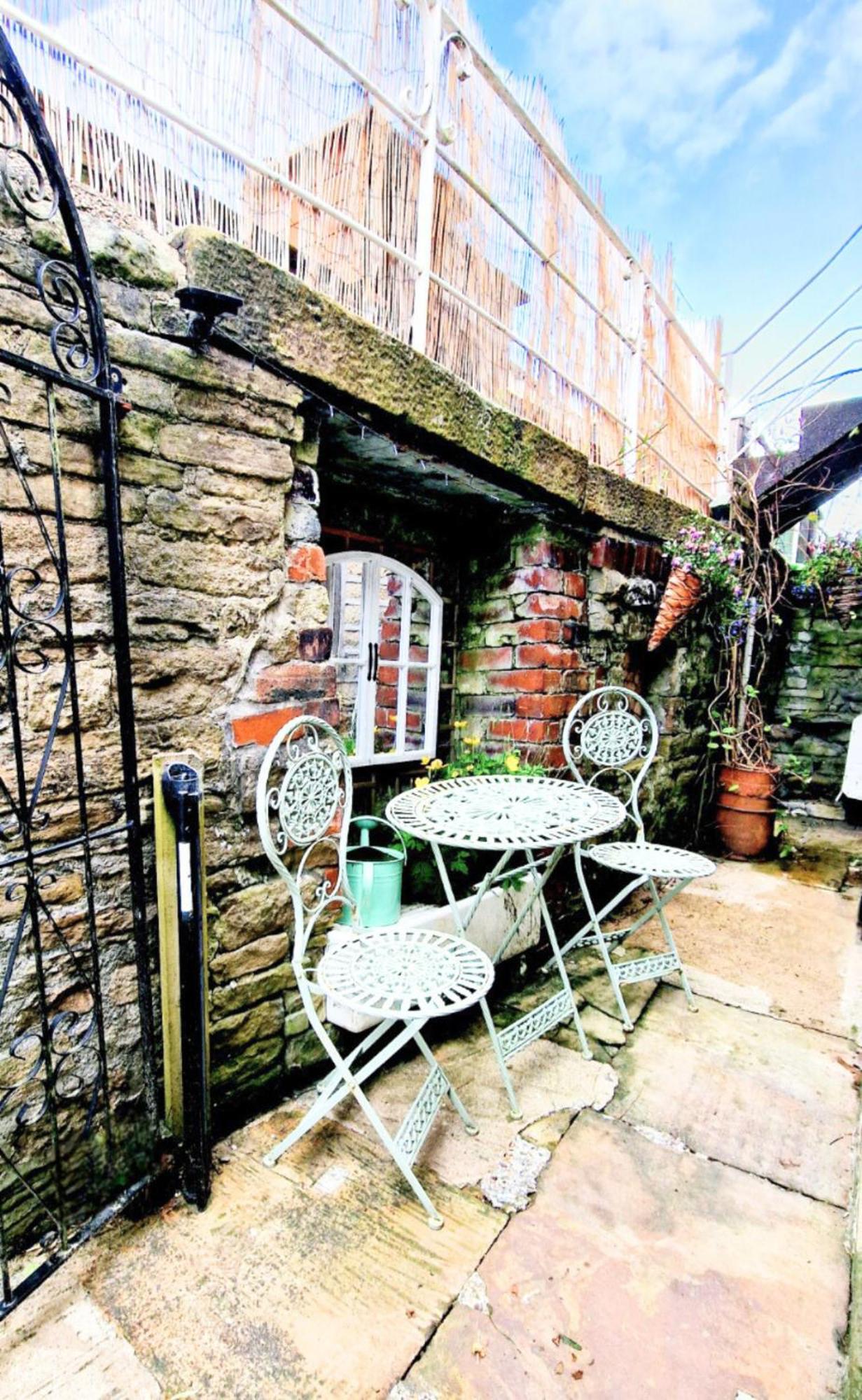 The Old Wash Kitchen - Charming Character Cottage In Holmfirth, Yorkshire Bagian luar foto